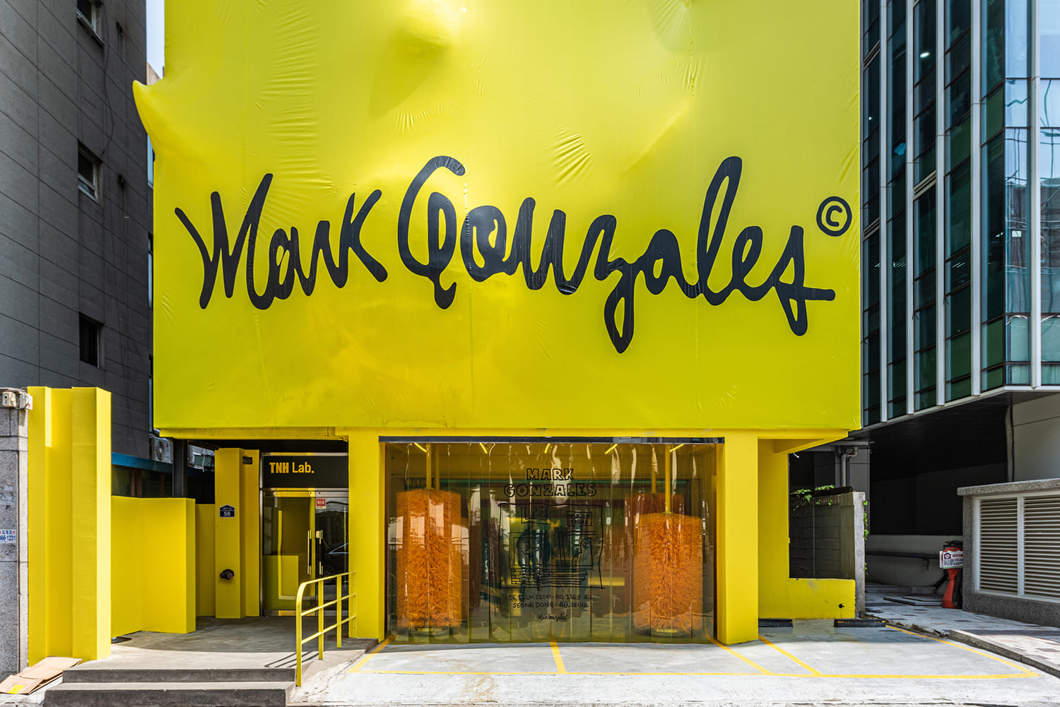 MARK GONZALES_POP-UP STORE