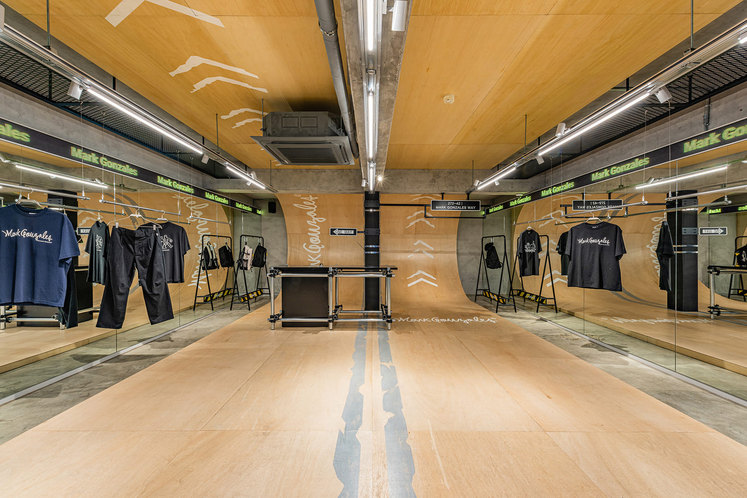 MARK GONZALES_POP-UP STORE
