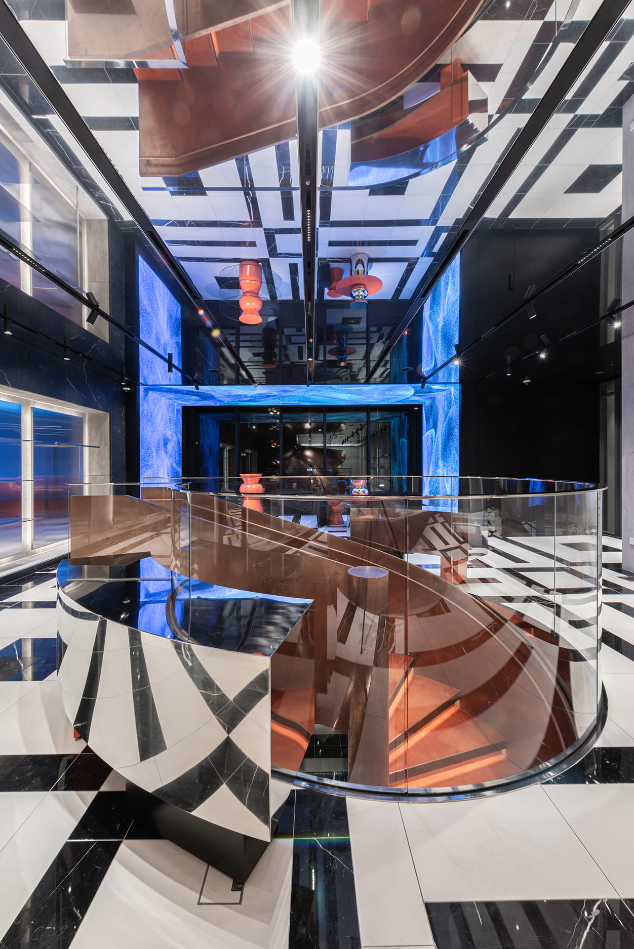 PIRETTI_FLAGSHIP STORE