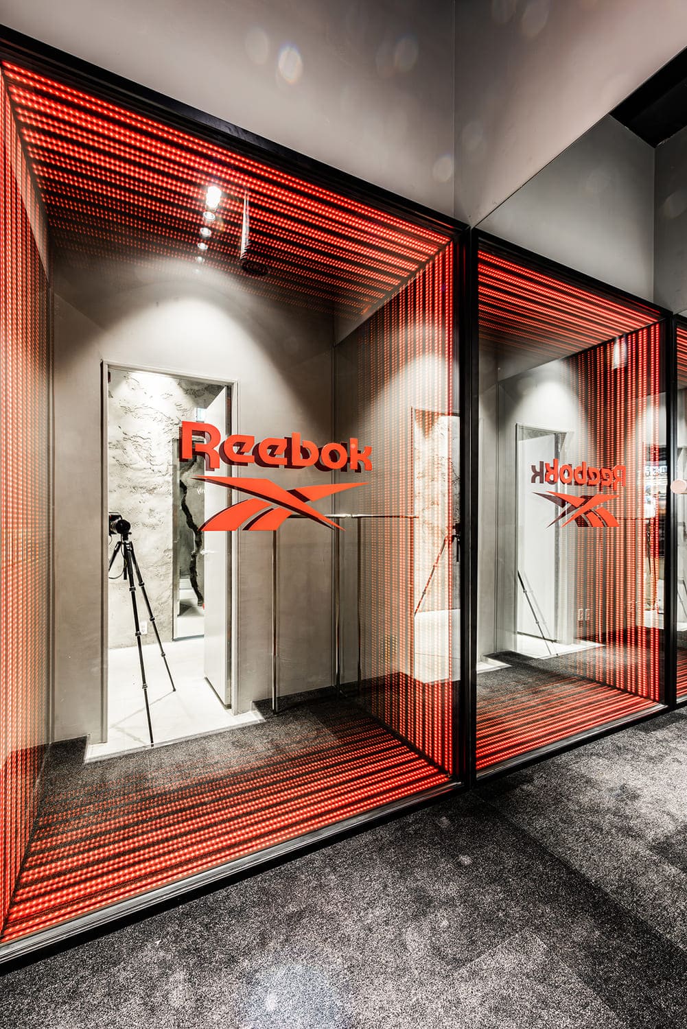 REEBOK_FLAGSHIP STORE