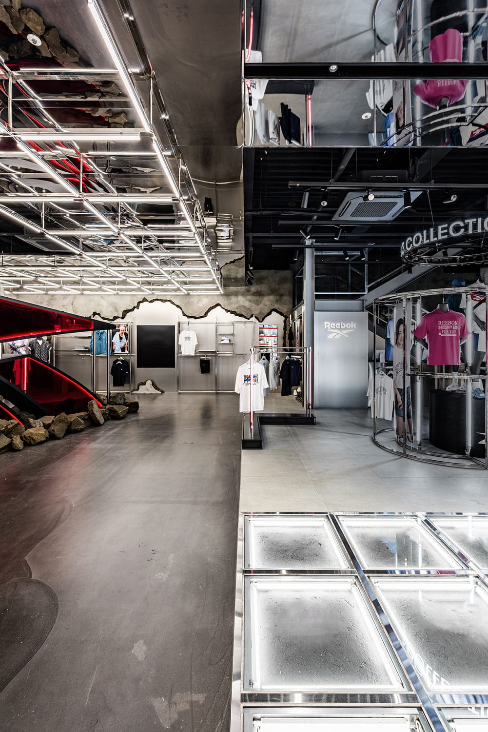 REEBOK_FLAGSHIP STORE