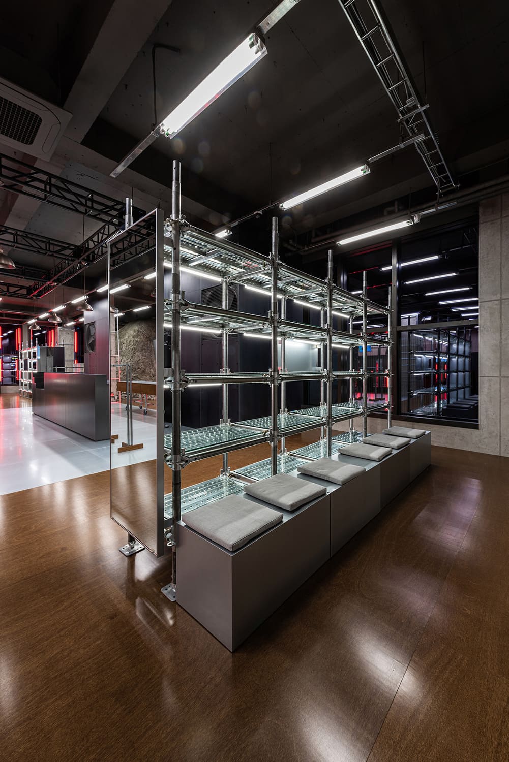 UFC_FLAGSHIP STORE