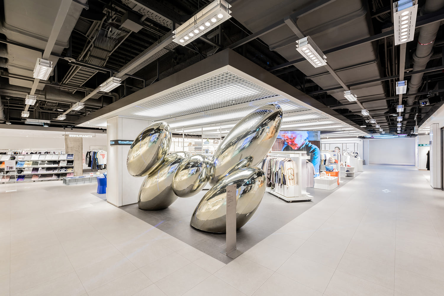 LOTTE DEP MAIN_9F_K FASHION ZONE