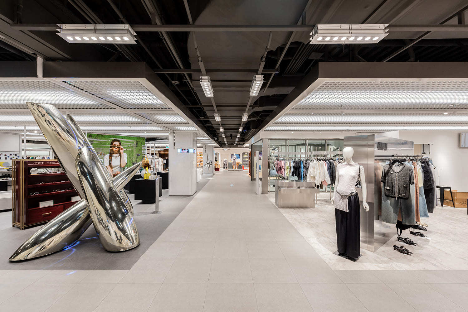 LOTTE DEP MAIN_9F_K FASHION ZONE