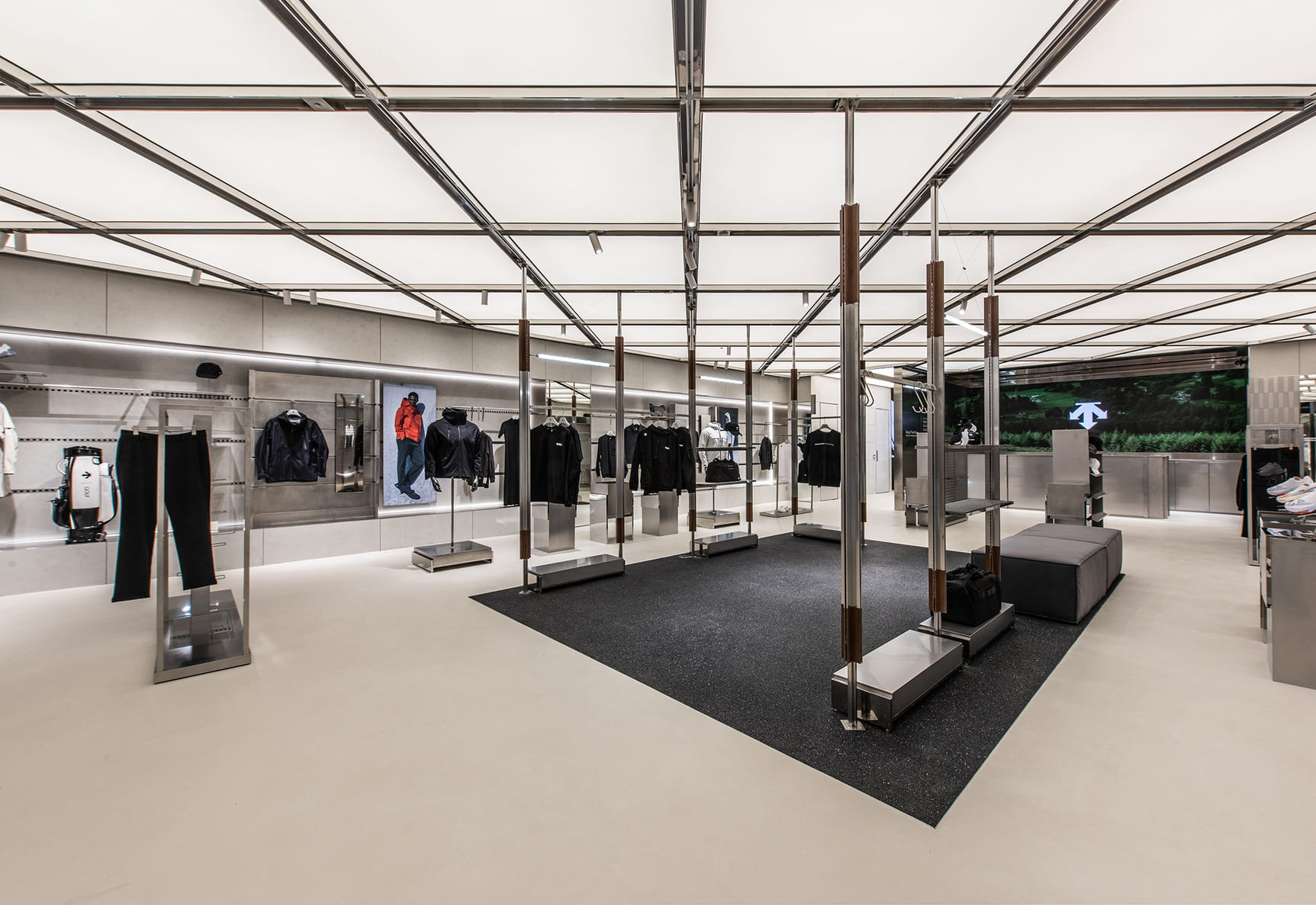 DESCENTE SEOUL_GLOBAL FLAGSHIP STORE